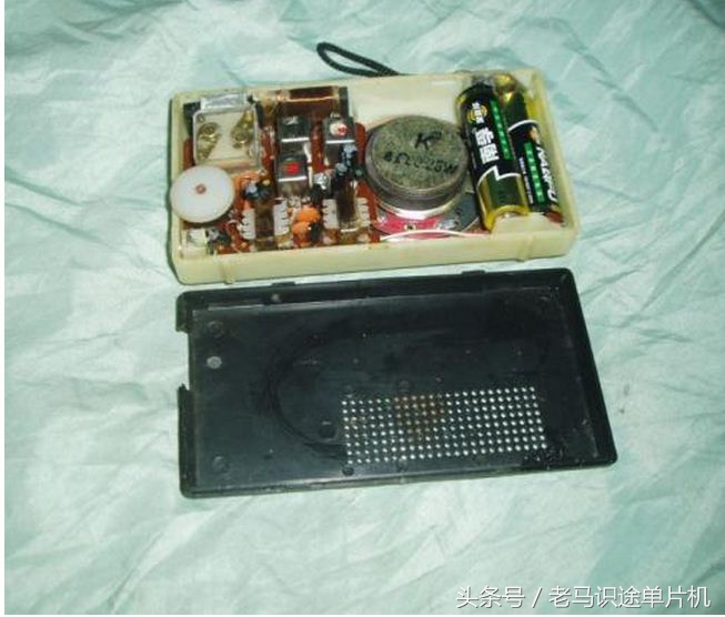 收音机电路图纸讲解,简单收音机芯片电路图讲解