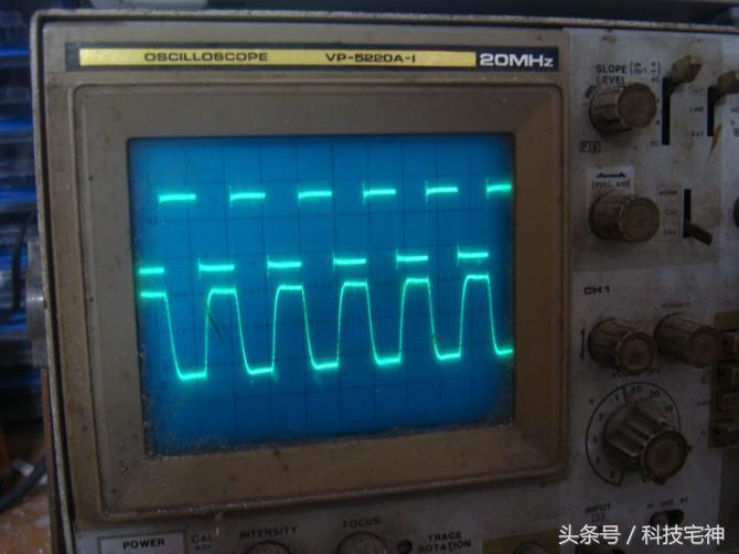 用tda2005r做简单功放电路图,自制tda2030a功放元件及图纸