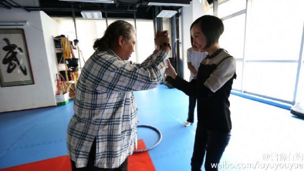 鲁豫有约洪金宝视频直播,鲁豫有约洪金宝完整视频直播