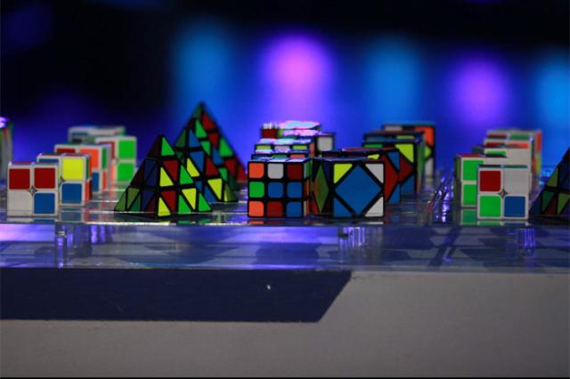 菲神来战不要慌，强哥教你玩魔方！