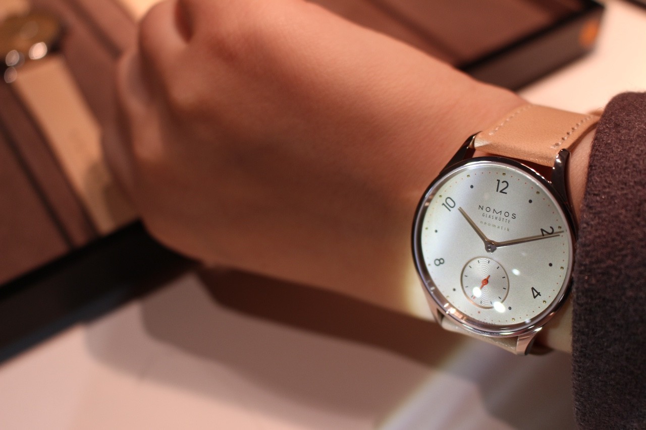 巴塞尔钻石女表,巴塞尔女表经典