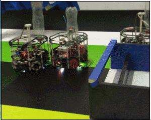 机器人踢足球真有吗,机器人踢足球照片