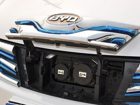 比亚迪秦EV300/e5上市售22.98-30.98万