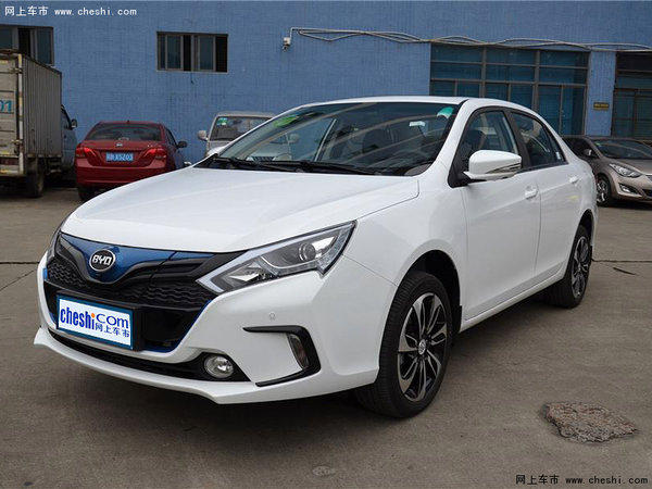 比亚迪秦EV300/e5上市售22.98-30.98万