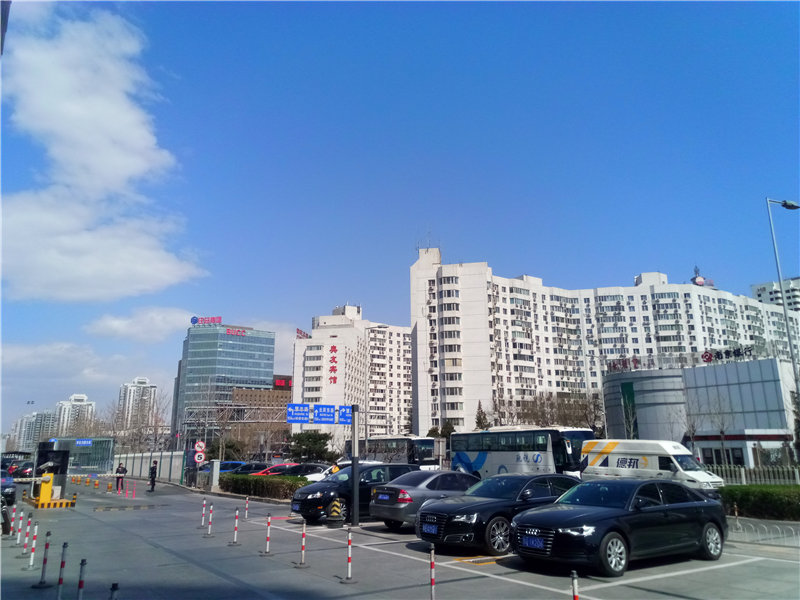 金立翻盖天鉴w909,金立天鉴w909是老人机吗