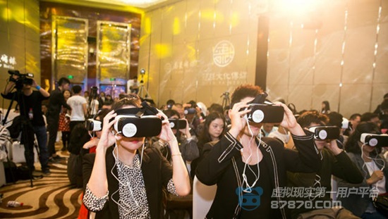 VR短片《万水千山》导演：200万几乎全烧在场景布置上