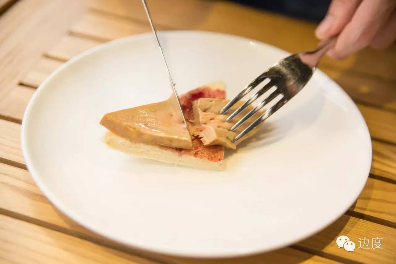 我想亲吻的，是春末夏初的味道