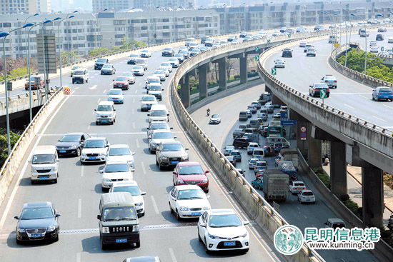 清明假期将迎踏青祭扫高峰期建议,清明节将至部分市民已错峰扫墓