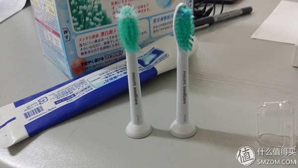 飞利浦电动牙刷6730问题,飞利浦牙刷6730拆解视频