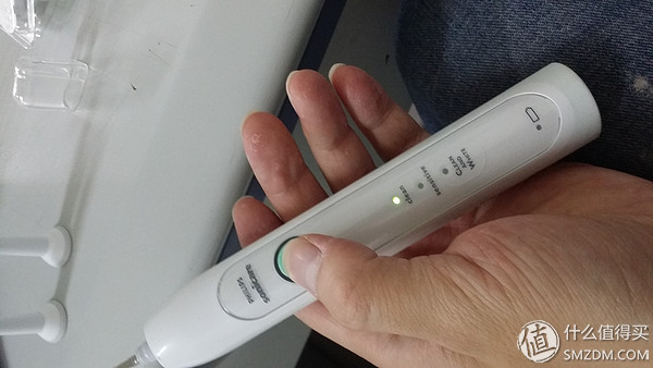 飞利浦电动牙刷6730问题,飞利浦牙刷6730拆解视频