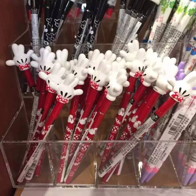 上海迪士尼酒店最高3000多元一晚！半小时卖出上万张门票！杭州一家人去玩要花多少？算完整个人不好了