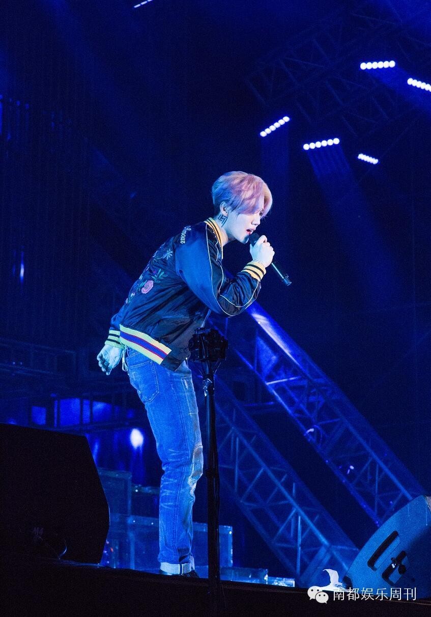 鹿晗咖喱鸡演唱会,鹿晗演唱会几点