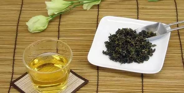 pola美白丸日本人吃吗,pola美白饮搭配什么喝最好