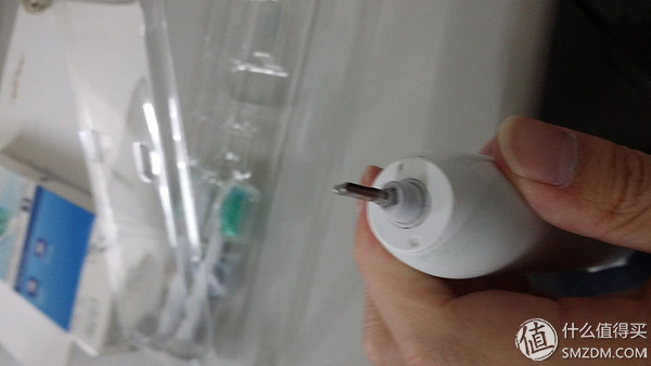 飞利浦电动牙刷6730问题,飞利浦牙刷6730拆解视频