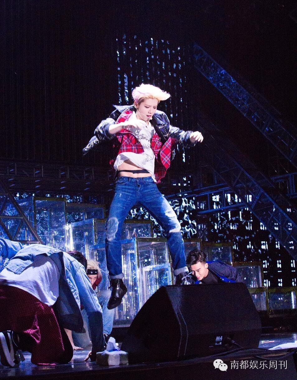 鹿晗咖喱鸡演唱会,鹿晗演唱会几点