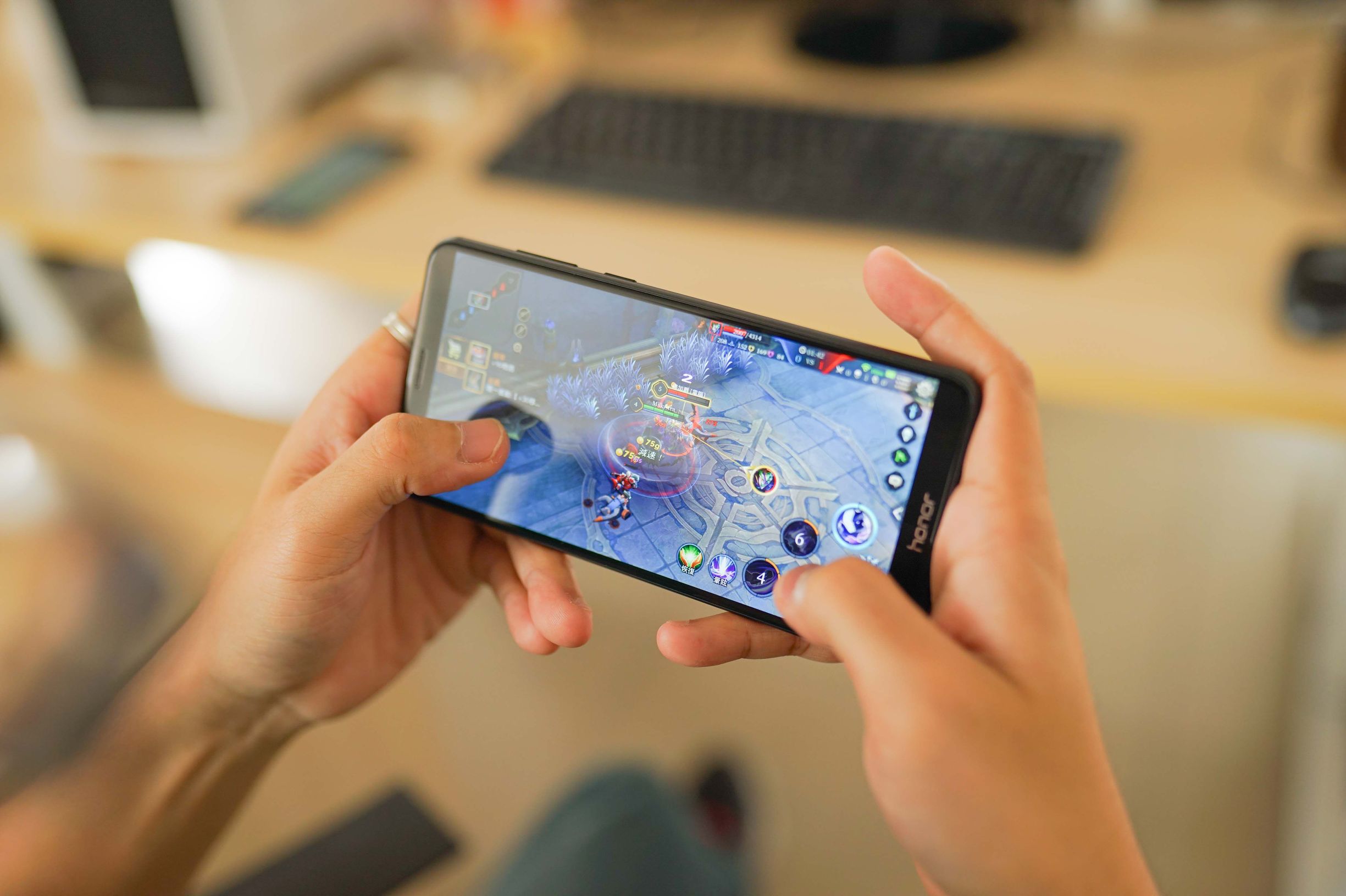 荣耀畅玩7x深度测评,荣耀畅玩7x现在使用情况