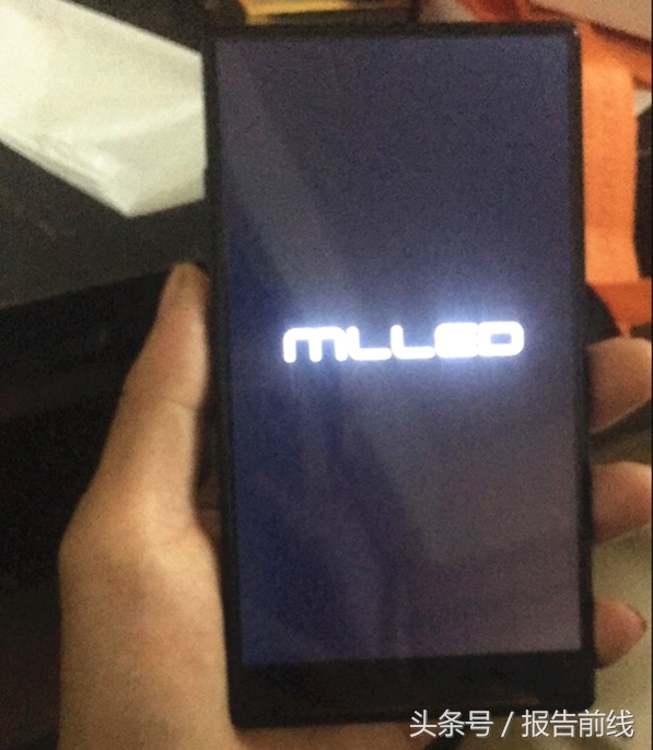 三星翻盖手机最贵的多少钱,三星翻盖手机目前性价比最高的