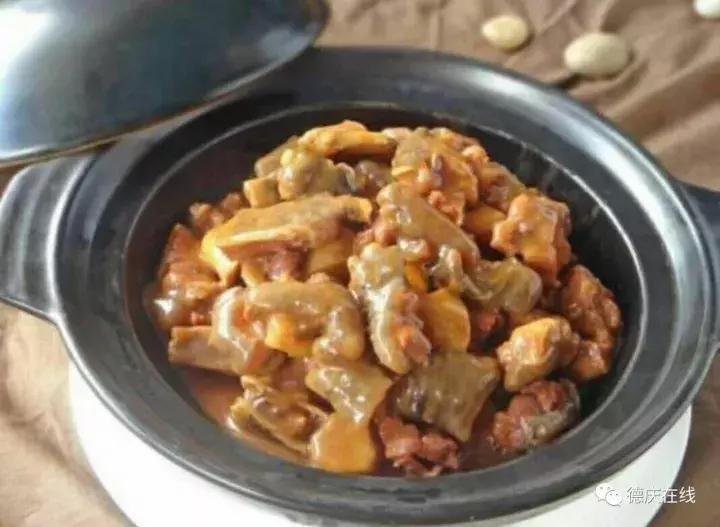 德庆鳄鱼龟,30万在深山养鳄鱼龟