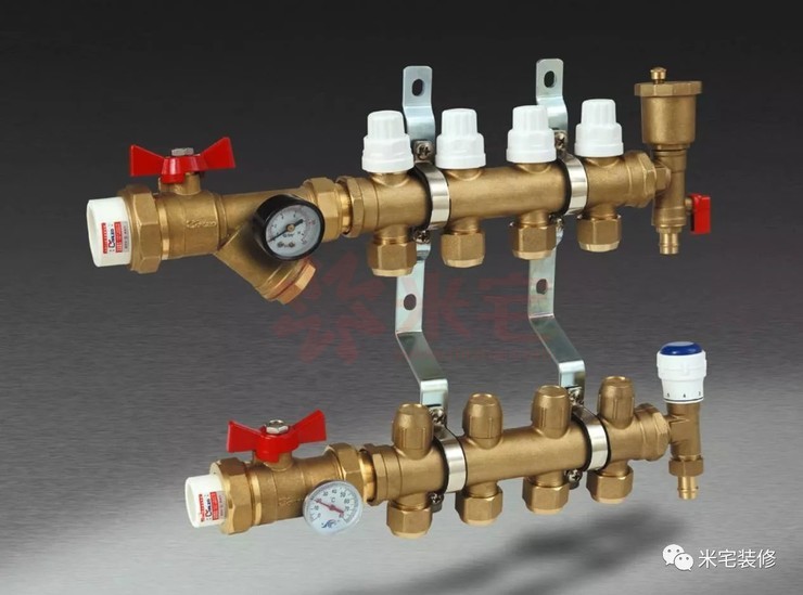 地暖选瓷砖还是木地板,地暖跟中央空调选哪个