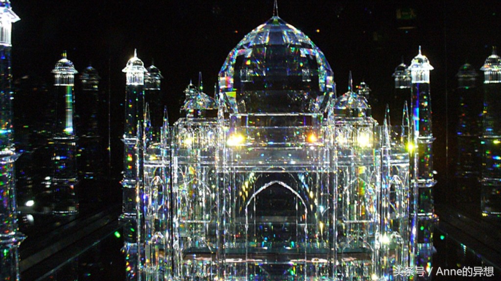 第一个施华洛世奇,第一个logo是什么