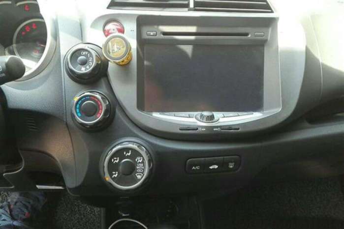 四万块钱买了一辆12年的车,4万块买一辆16年二手飞度自动挡