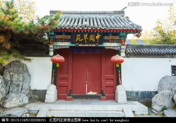 你有开过房门的习惯吗,你家大门一天到晚都是开的吗