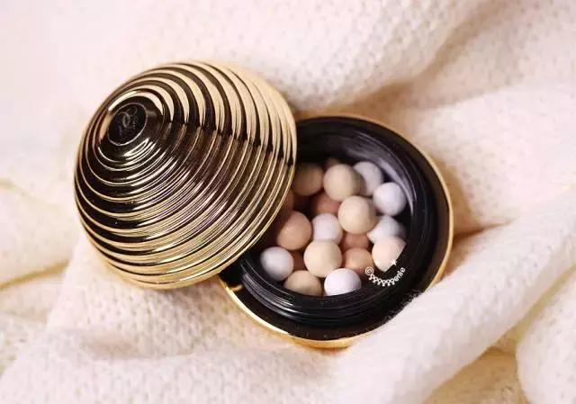 娇兰2019圣诞限定眼影,ysl阿玛尼娇兰