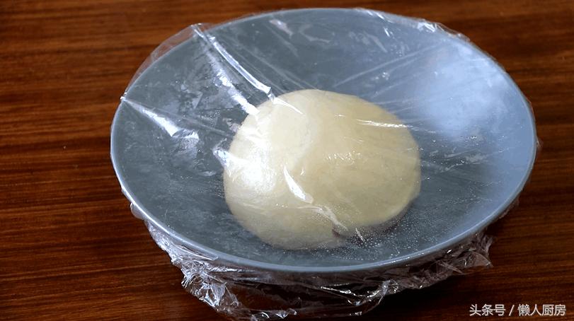 用烤箱做烧饼的家常做法,教你在家用烤箱做烧饼