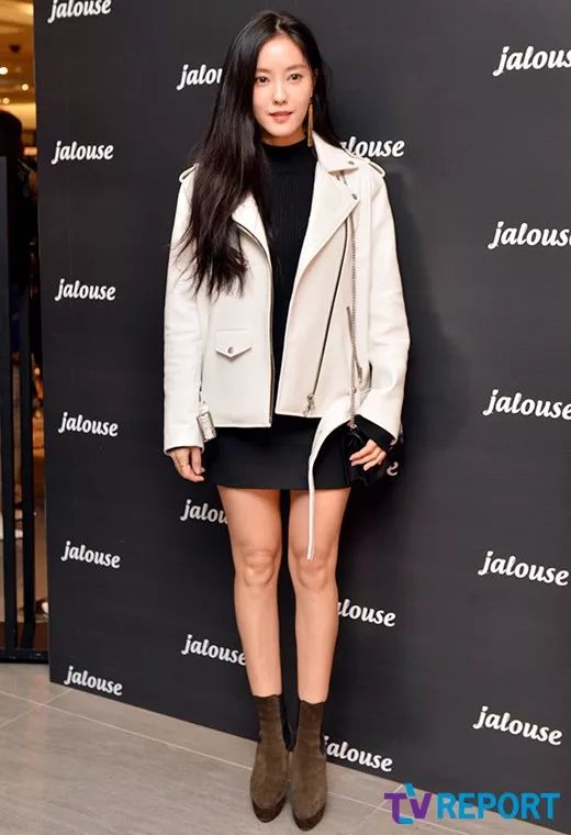 一周爱豆穿衣榜｜允儿领衔众女神短发潮郑氏姐妹一刚一柔美翻天