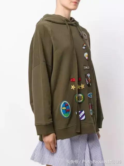 杨幂oversize卫衣,杨幂oversize卫衣搭配