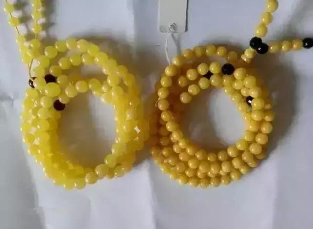 100年老蜜蜡真假鉴别,琥珀坊蜜蜡真假对比图