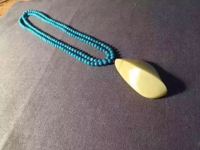 地摊手串为什么便宜,地摊手串为什么这么便宜