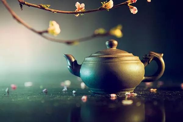 饮茶补一冬,来年无病恙