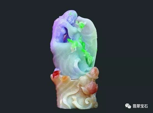 翡翠独特料,探寻糯种带点绿翡翠的独特魅力