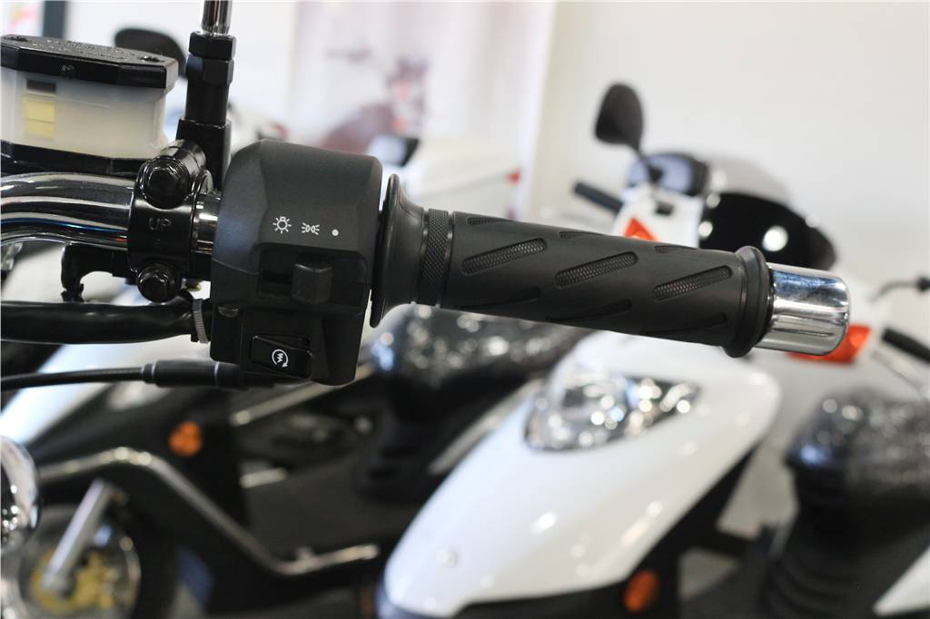 万元左右豪爵铃木,万元铃木神车