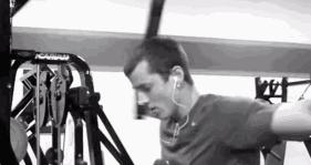 如何练出迷人蝴蝶背,美体美背计划