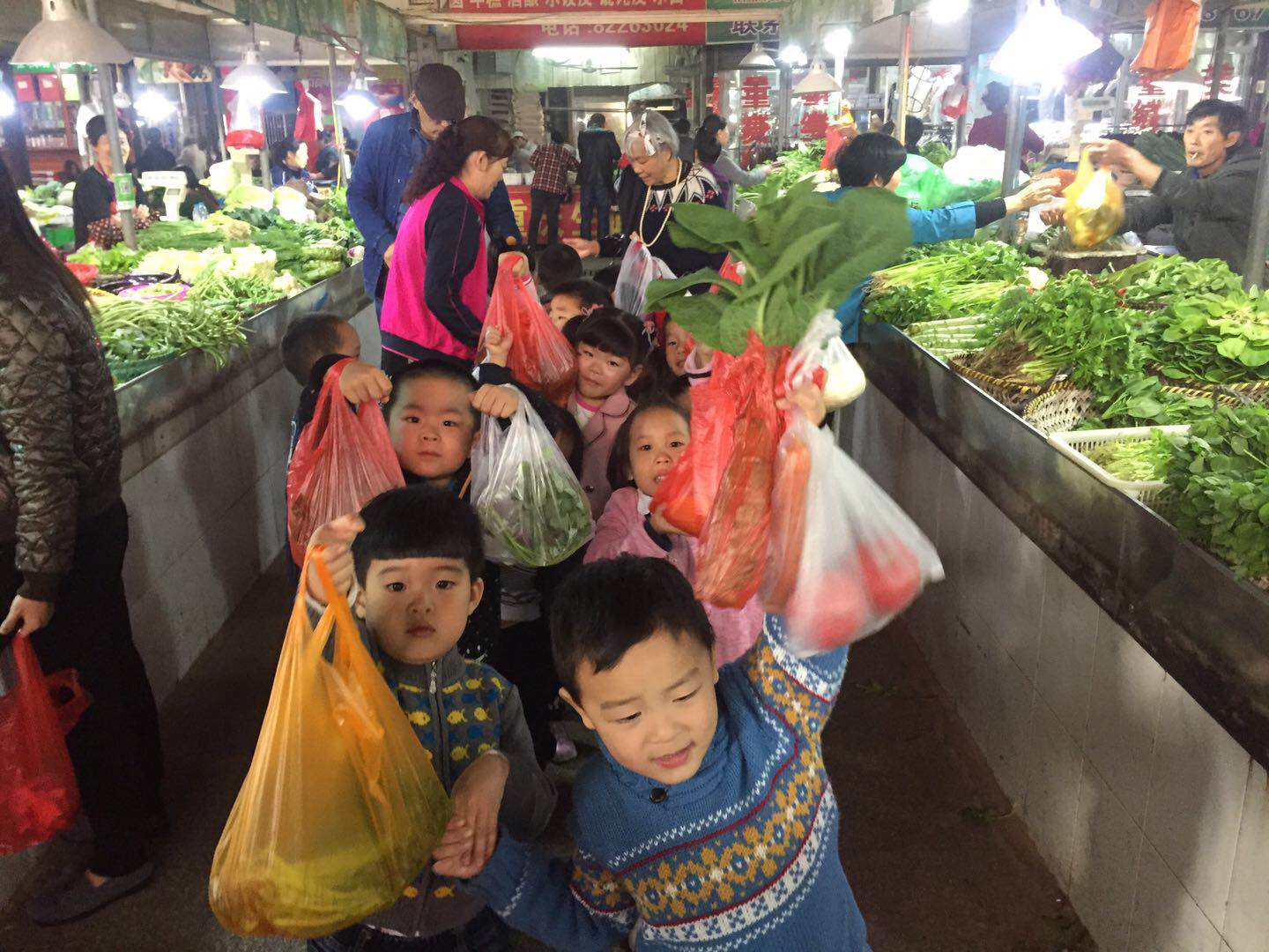 广益幼儿园：小市场、大学问——中班年级组活动“我们去买菜！”