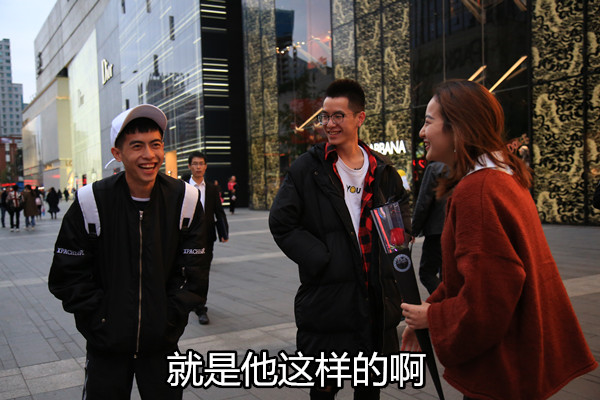 双11街头,双十一直播现象