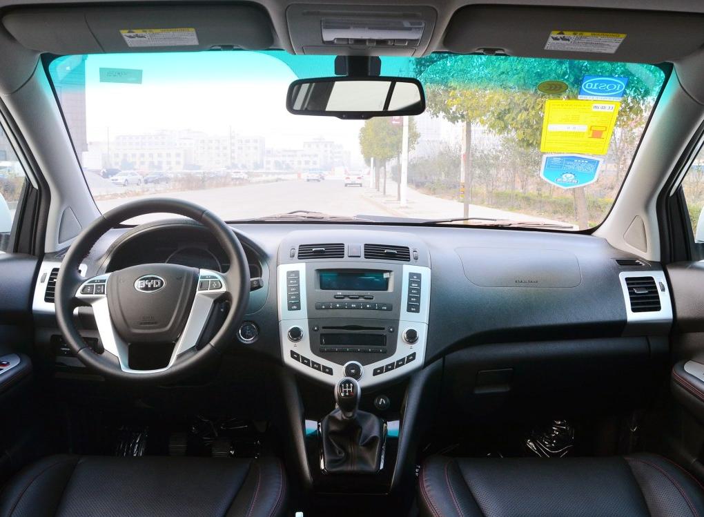 比亚迪s7和s6哪个省油,比亚迪唐s6s7啥区别