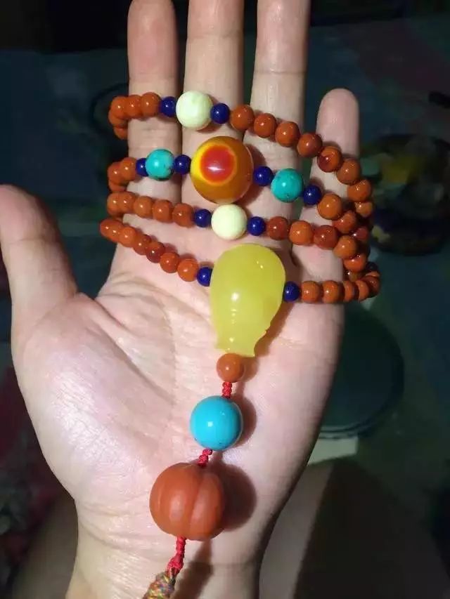 地摊手串为什么便宜,地摊手串为什么这么便宜