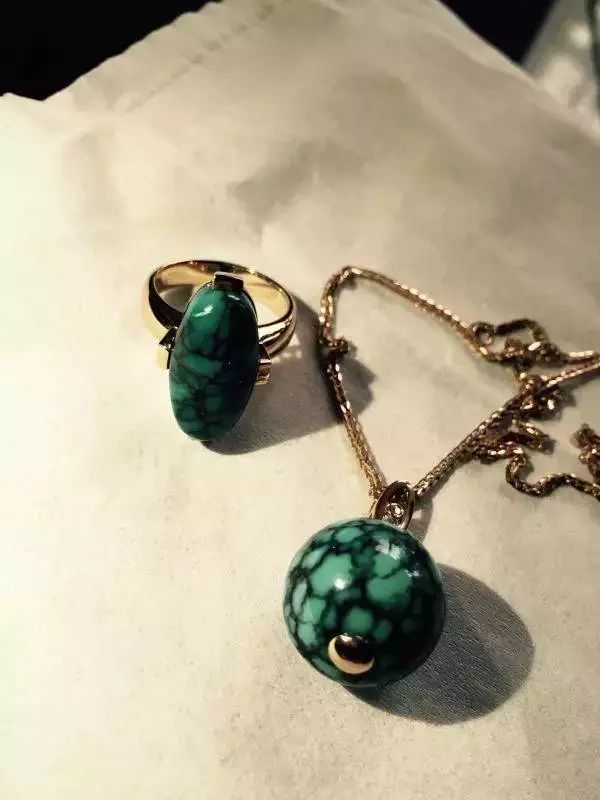 地摊手串为什么便宜,地摊手串为什么这么便宜