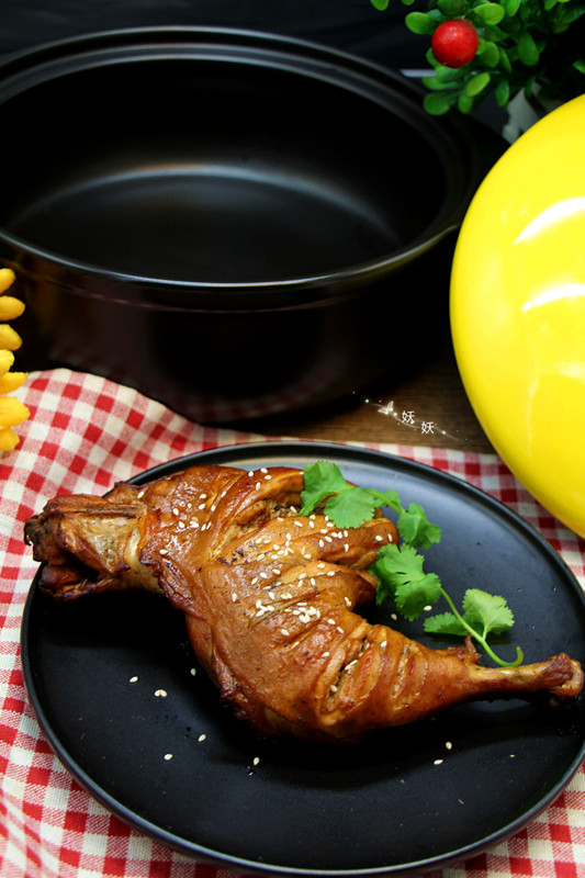 砂锅锡纸烤鸡腿,砂锅烤鸡腿家常做法