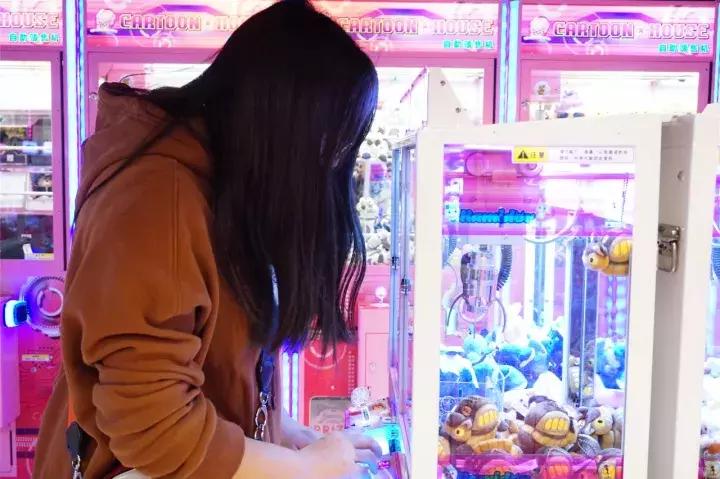 最好抓的娃娃机在哪儿,北京最大抓娃娃的地点