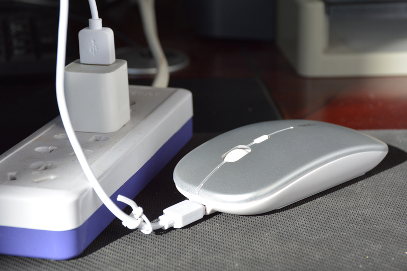 英菲克鼠标P-M1：超薄苹果风，静音更无光