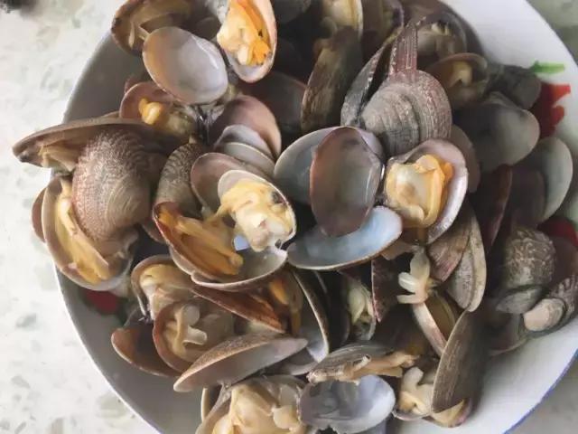 炫富海鲜美食,烟台吃海鲜档次最高