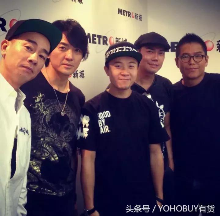 学会这些穿衣小技巧让你瞬间变高,学会这6个穿衣技巧时髦又高级