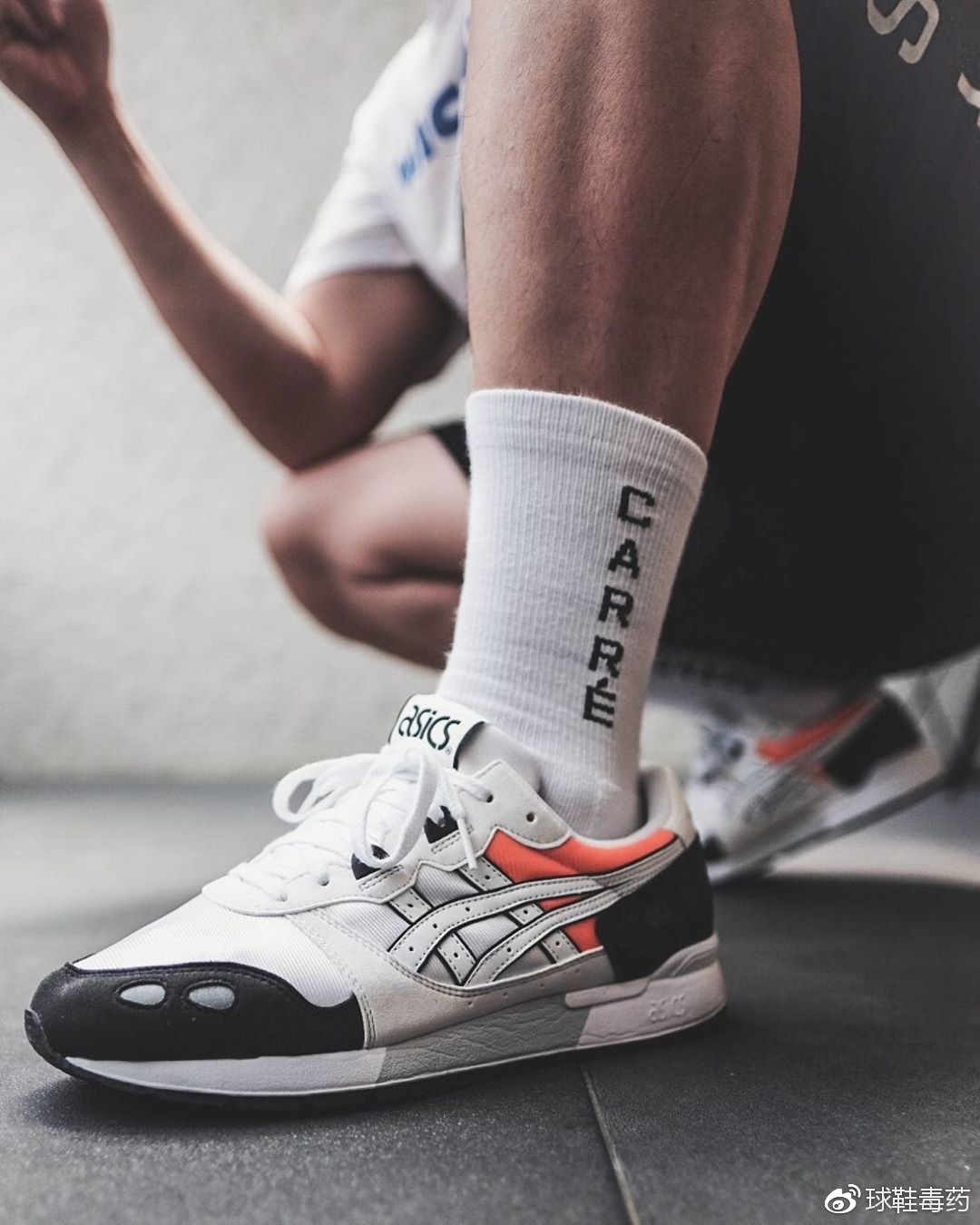 袜子为什么会滑到鞋底,球鞋穿起来为什么袜子老是下滑