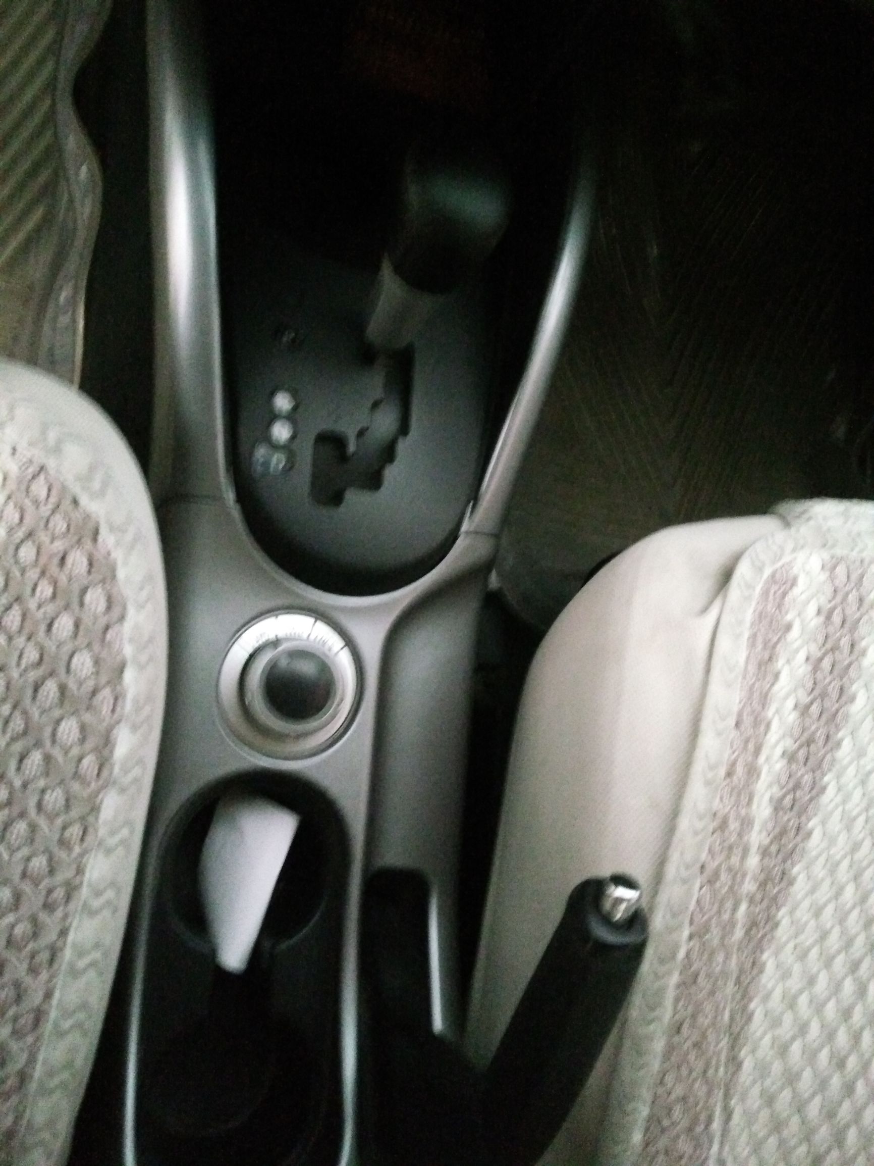 二手三菱欧蓝德三万以下的靠谱吗,碰到一辆好的二手好车可惜买不起