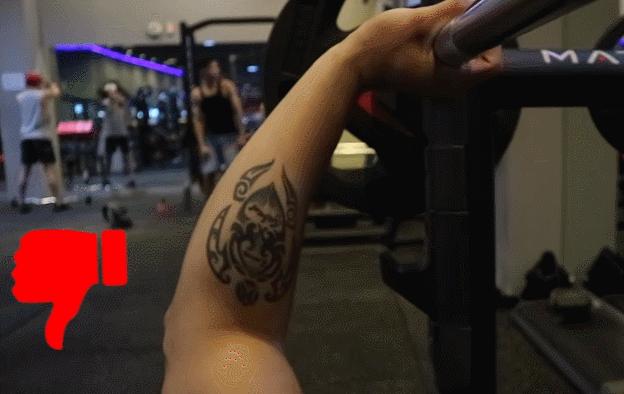 纠正胸往前倾,纠正左右胸肌不一致的动作