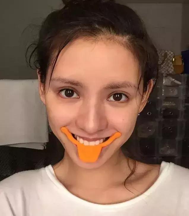 孙怡素颜被吐槽没有董子健白 (李沁的素颜和孙怡的素颜)